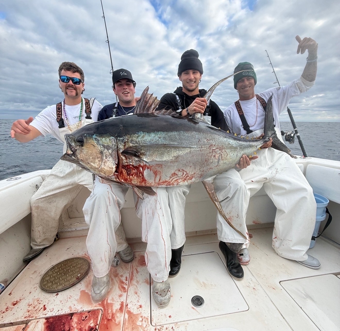 Big tuna group catch